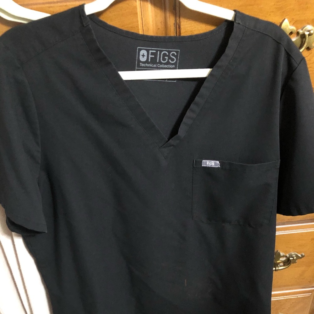 Black FIGS scrubs